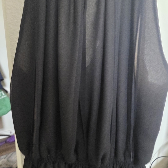 Robert Rodriguez Black and Cream Ruffle Blouse - Picture 2 of 3